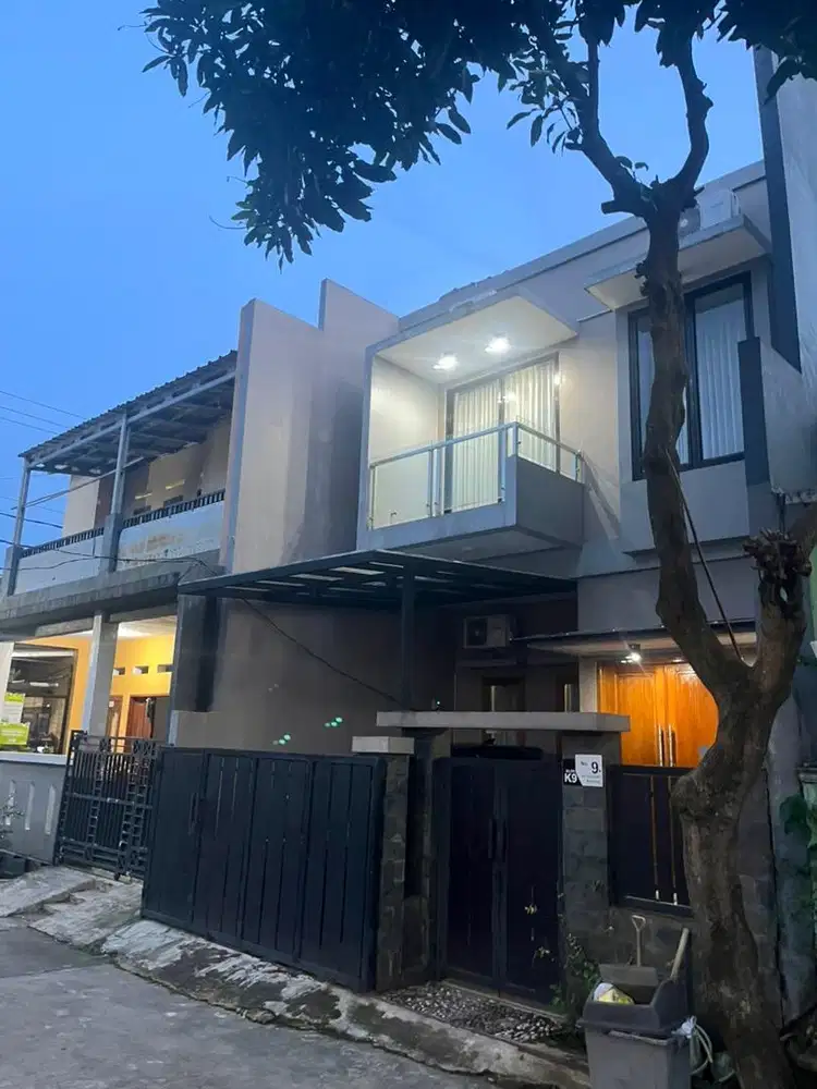 Rumah Minimalis Moderen 3 Lt