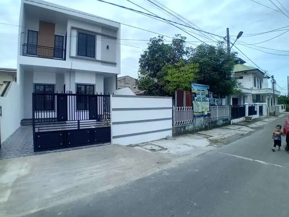 RUMAH JL DARUSSALAM ELIT  DI INTI KOTA DEKAT HOTEL GRAND KANAYA