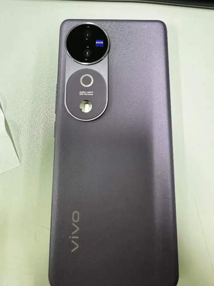 Vivo V40 5g - 12/256gb