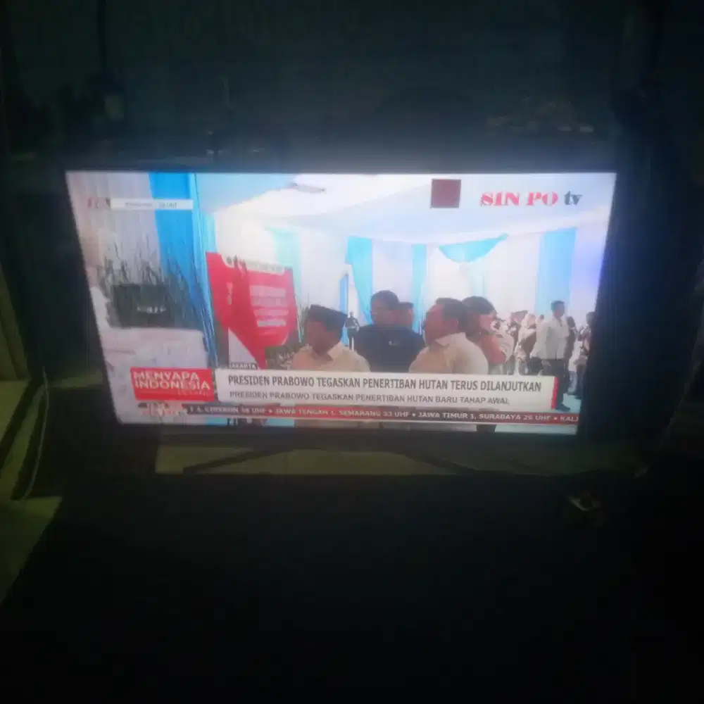 Jual tv Samsung smart 65in mulus, normal