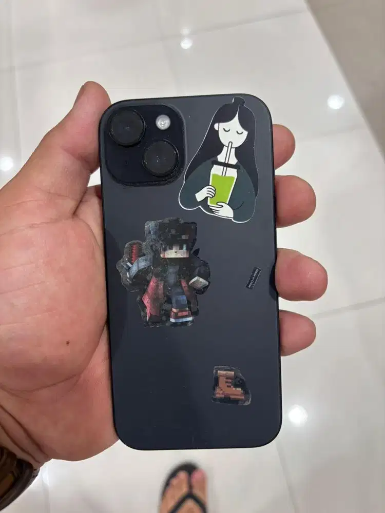 iphone 15 128 gb Hitam full set garansi ibox bln 9 2026