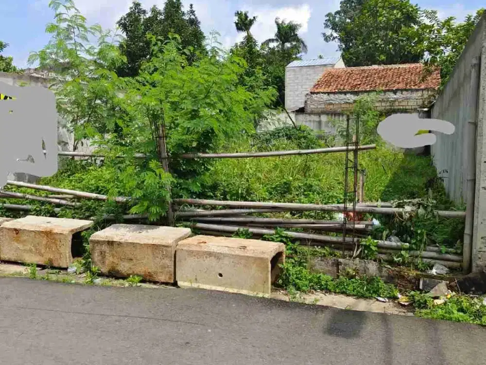 Tanah Kotak Pinggir Jln cocok utk usaha dan Rumah Tinggal