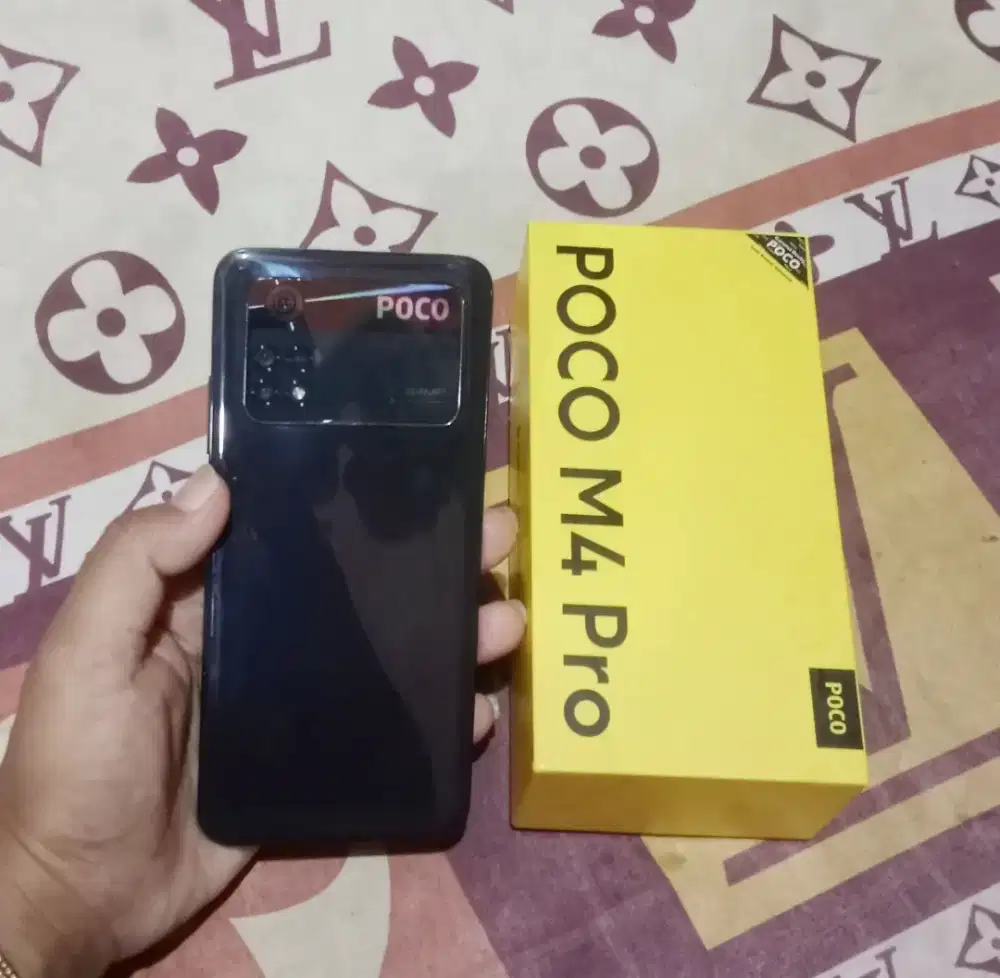 Poco M4Pro NFC ram 6+6/128 Fullset.
