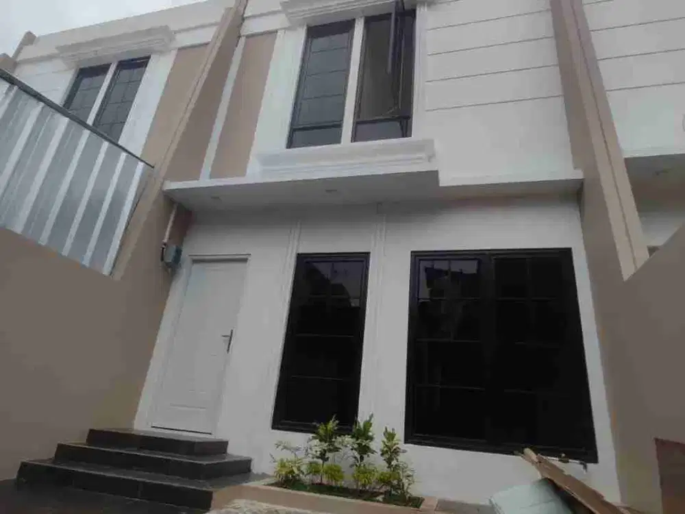 Rumah modern 2 lantai siap huni di  johar baru Jakarta pusat lokasi nyaman