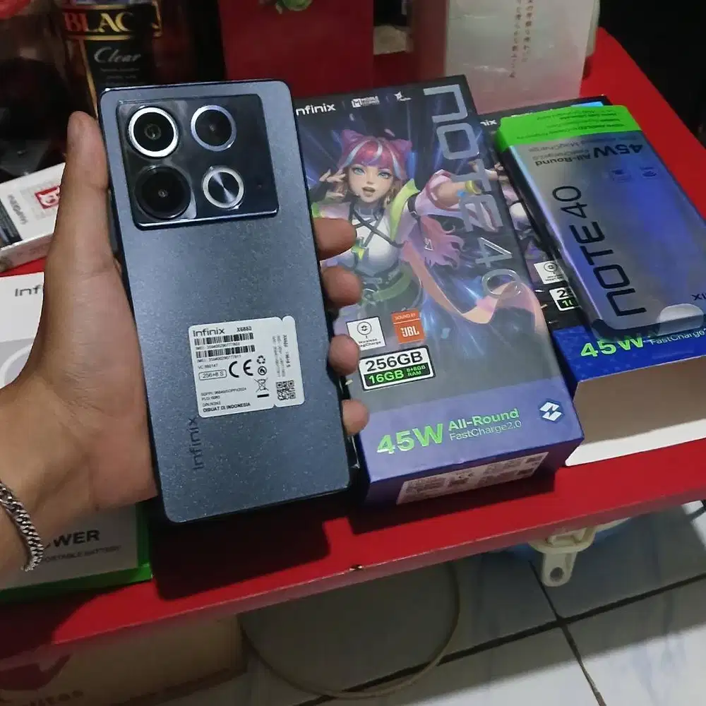 Infinix Note 40 Ram 8/256 GB Mulus Fullset No Minus Garansi Cod/Antar
