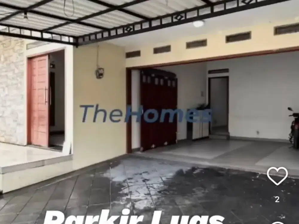 DIJUAL RUMAH BAGUS 2 lantai.DITENGAH KOTA Garasi masuk 4 mobil