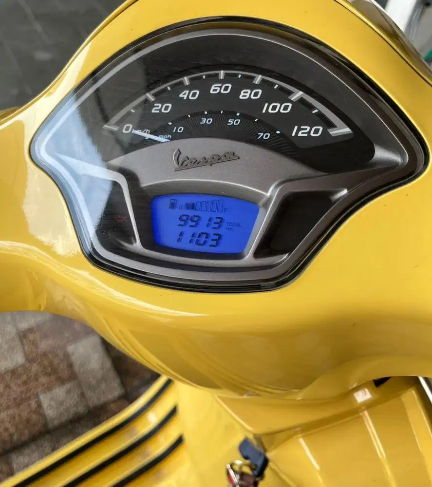 MAU KEREN TANPA BOROS VESPA LX125 2022