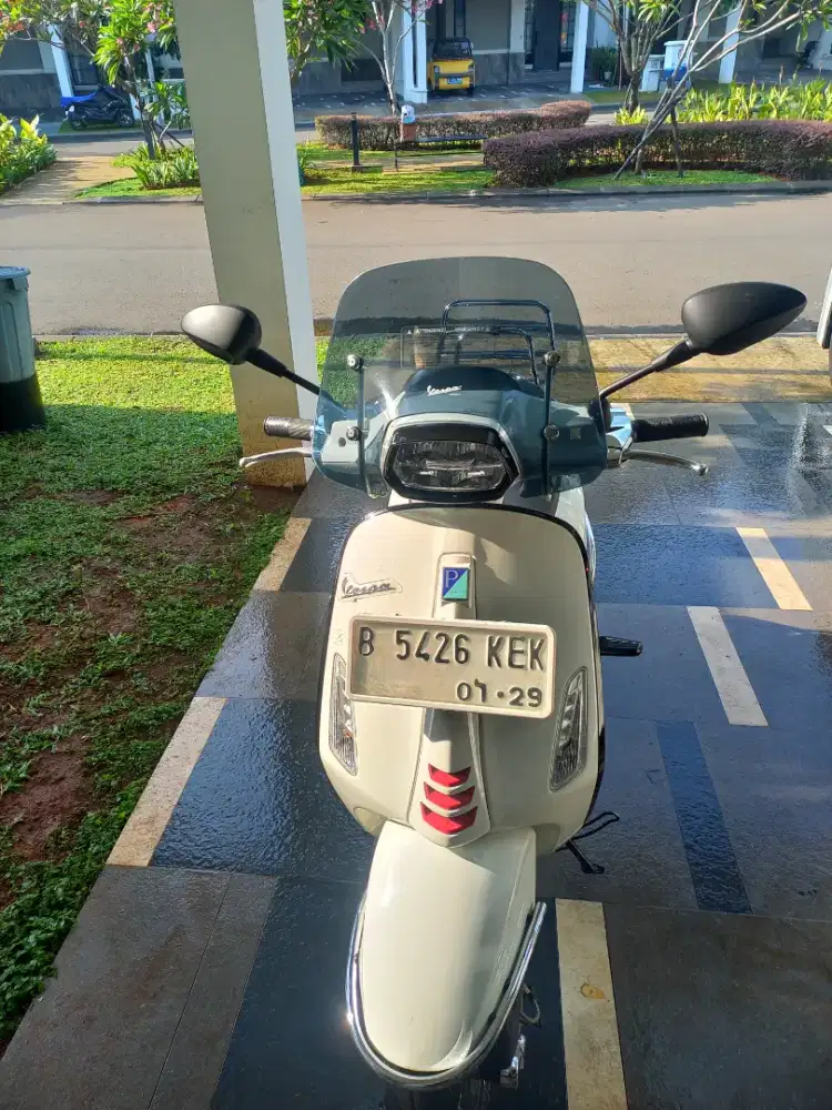 Di jual unit + asesories vespa