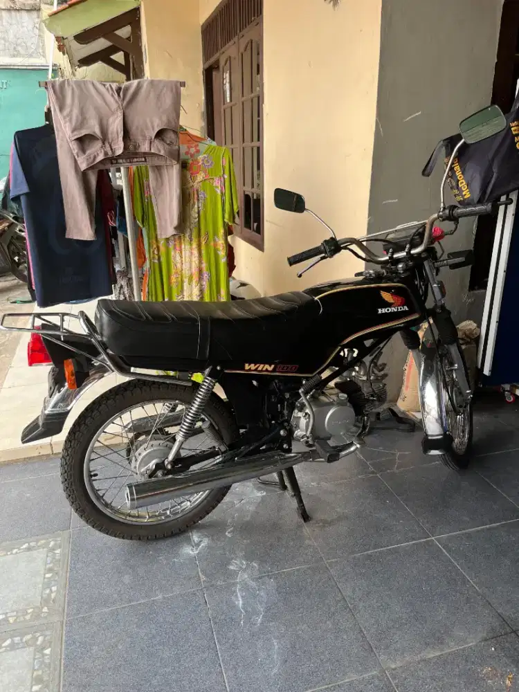 DI JUAL HONDA WIN 100 TAHUN 2005