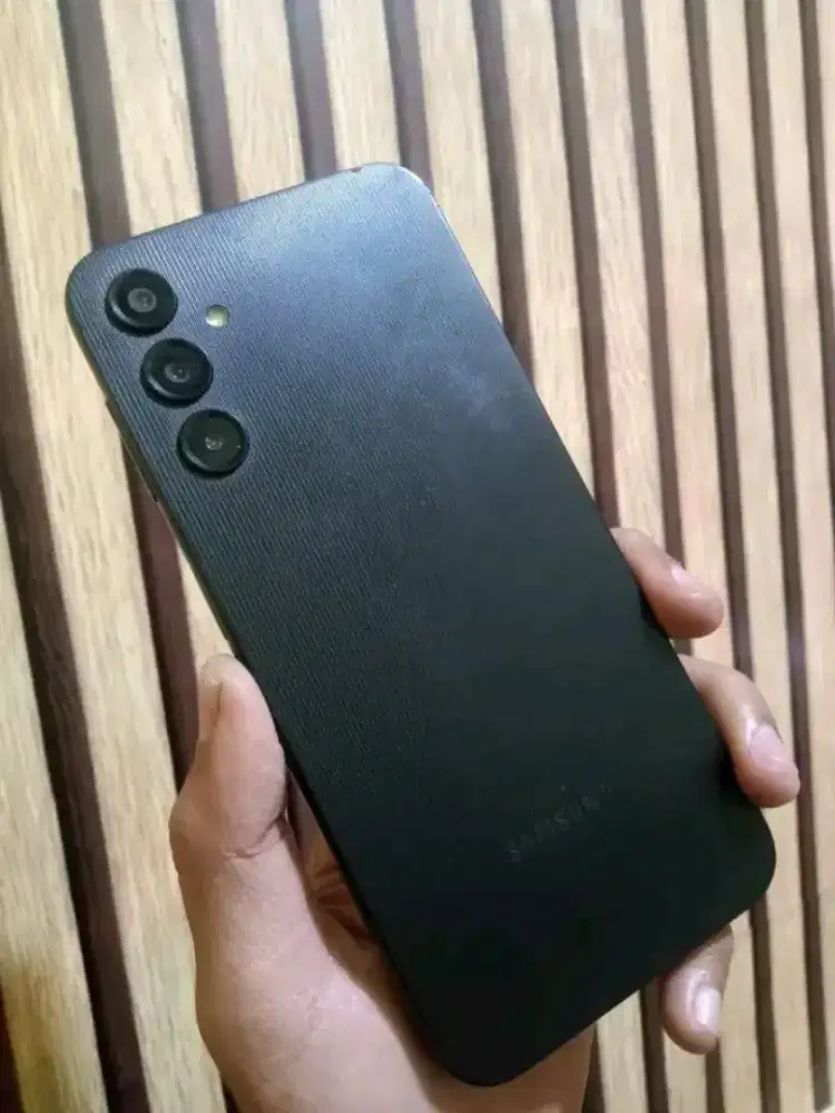 Samsung A14 kualitas BERKELAS