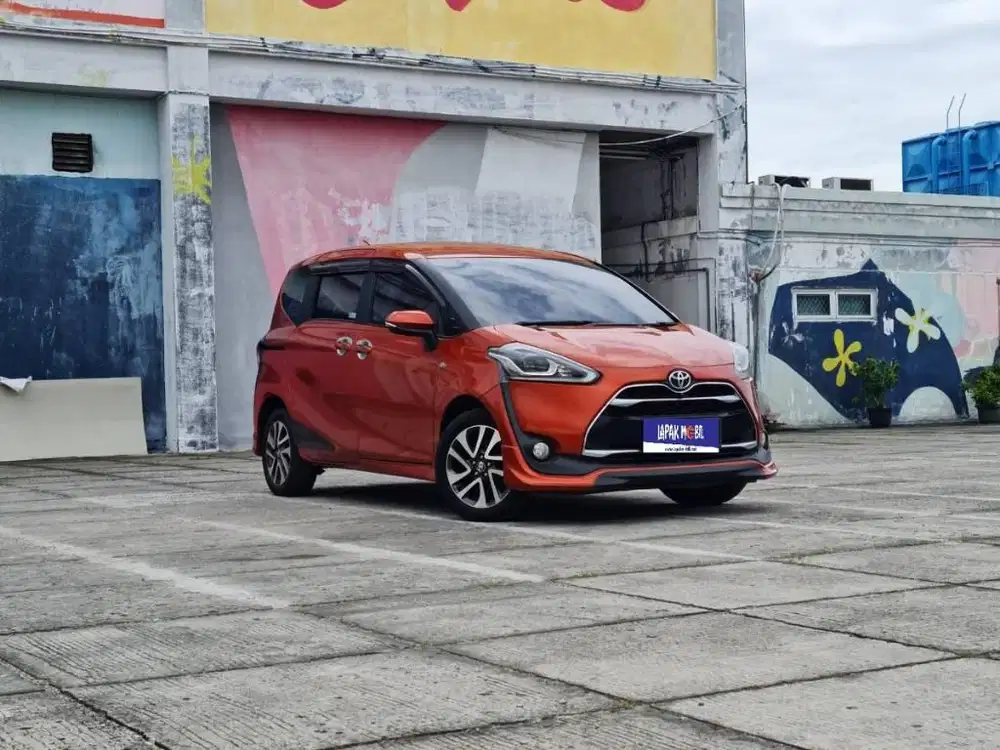 Toyota Sienta 1.5 Q CVT Matic 2016 Km 62rb Mulus Terawat