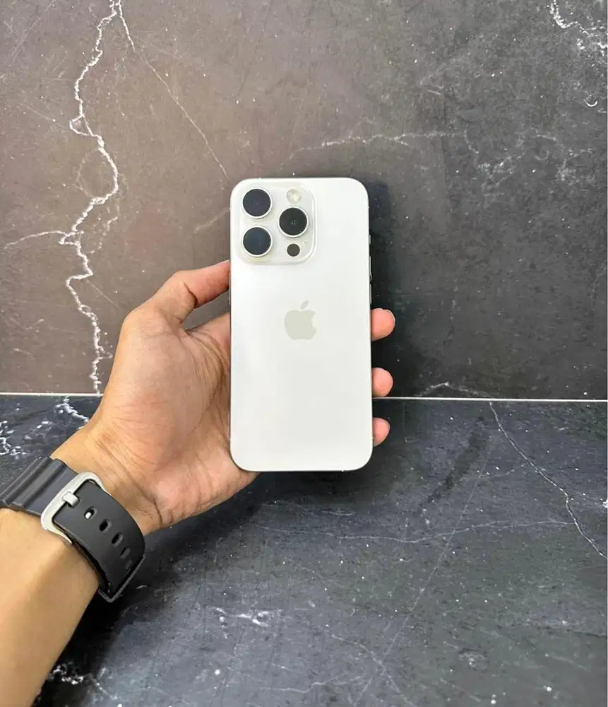 Iphone 15 pro 128GB ex ibox full acc original white titanium