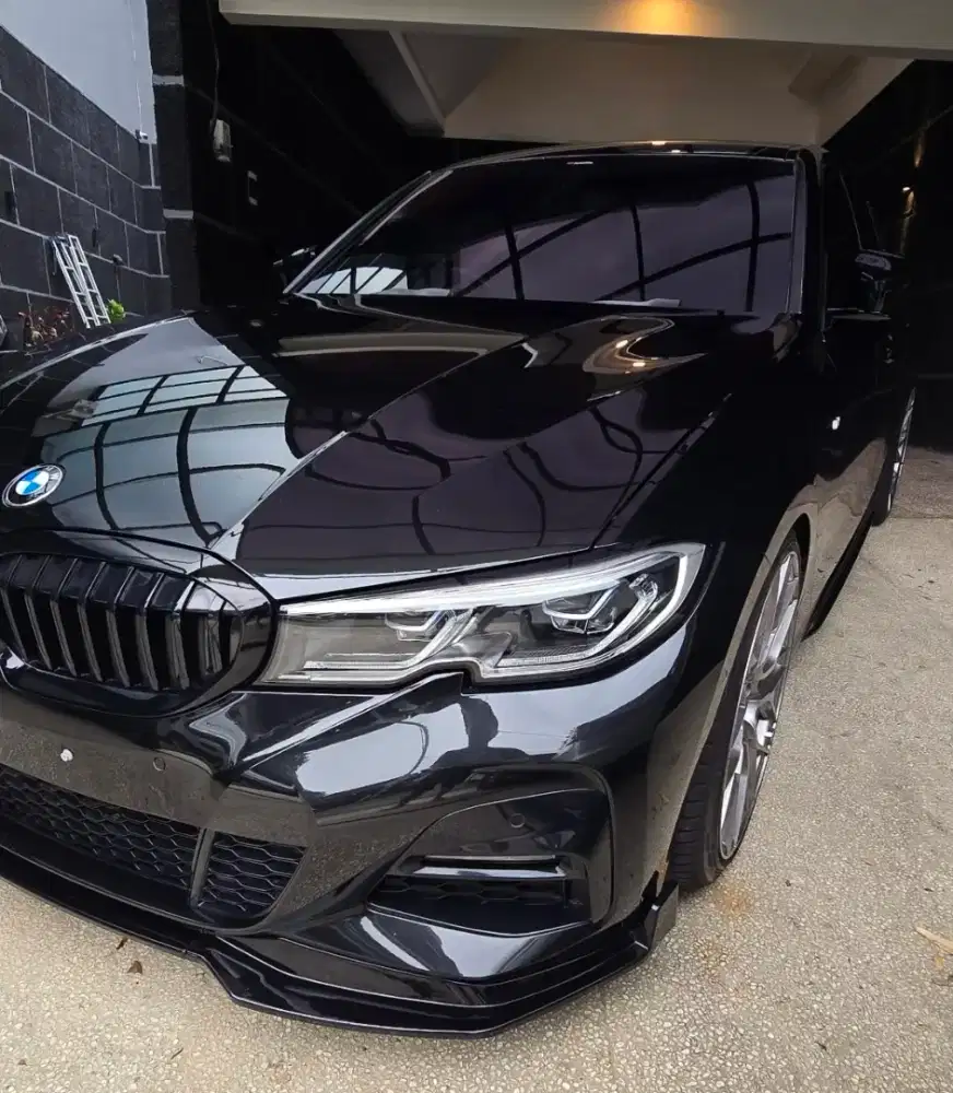 BMW 330i M SPORT 2019 LIKE NEW!!