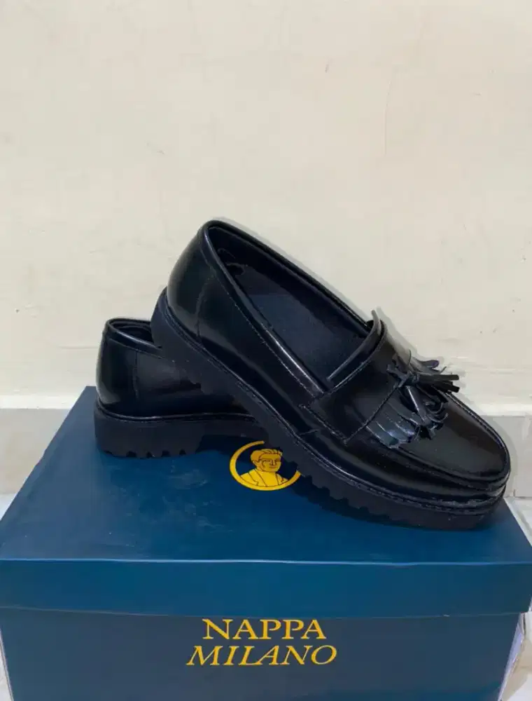 Sepatu Nappa Millano Original Ukuran 38 Baru