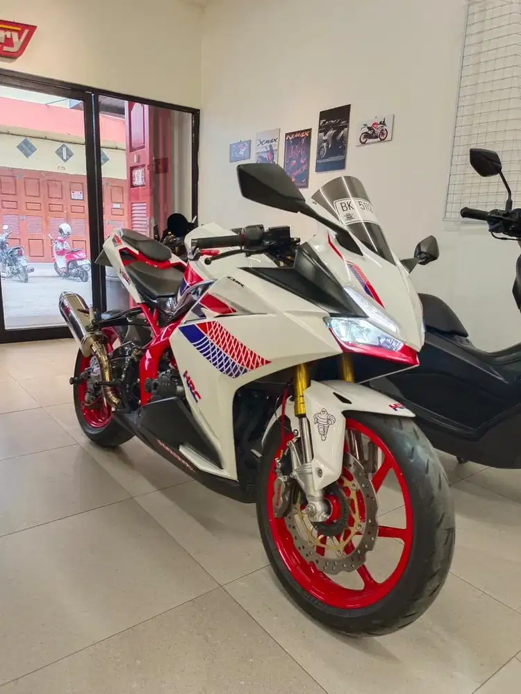 [Odo 2K KM] Honda CBR 250RR ABS 2019 Putih CBR250RR 250 RR CC Sport