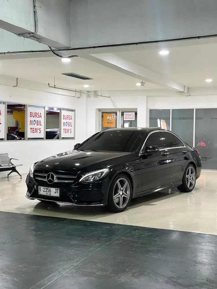 Mercedes Benz C300 W205 AMG PACKAGE 2018