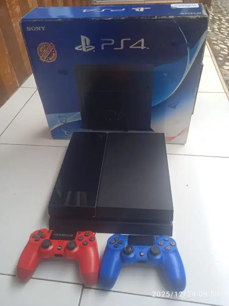 Dijual PS4 FAT seri 1100A 500Gb Original,Masih Segel Void & Segel Toko