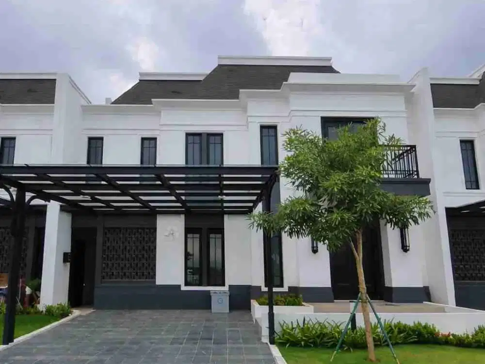 Rumah dengan View Danau di Cluster Jasmia, Summarecon Crown Gading Bekasi
