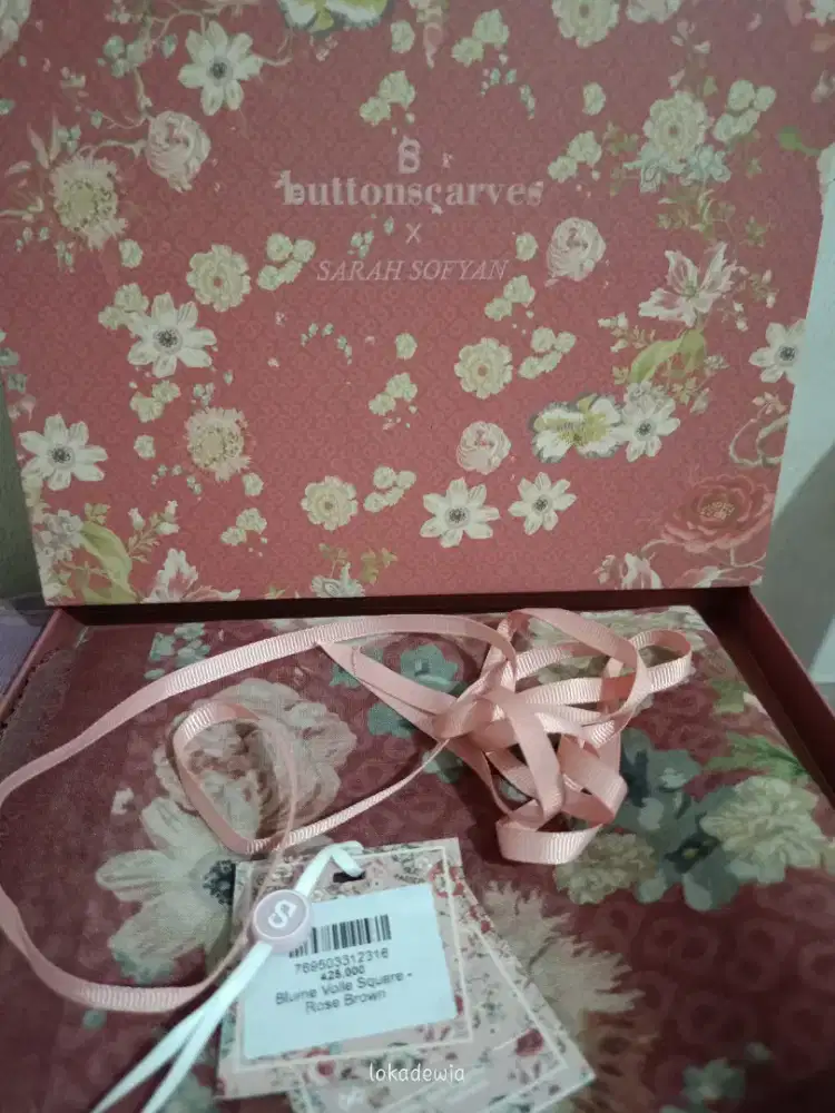 Blume rosebrown buttonscraves