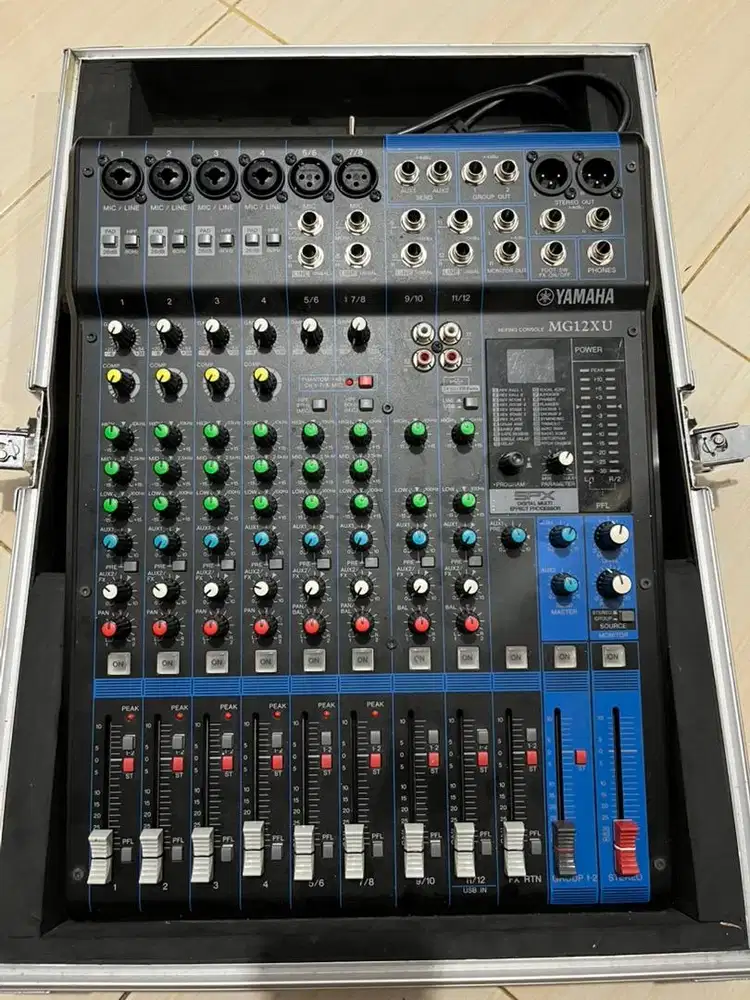 Mixer Yamaha MG12XU Original