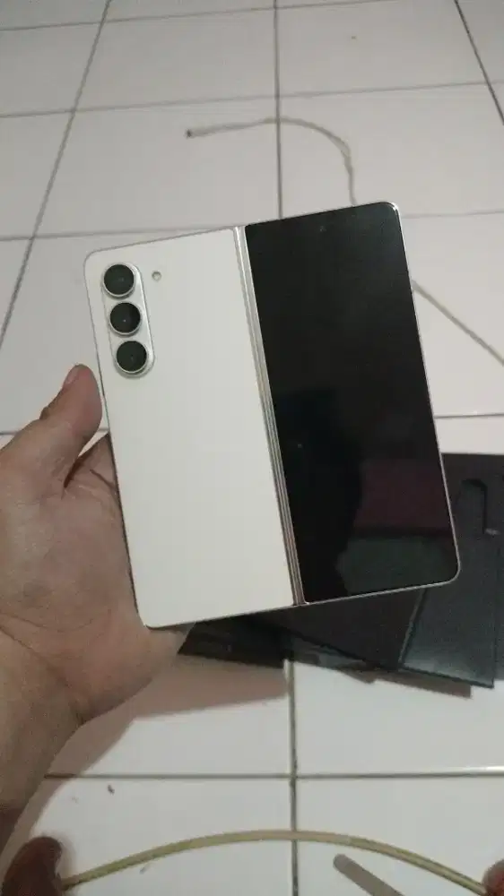 Samsung galaxy Z fold 5 12/512 sein