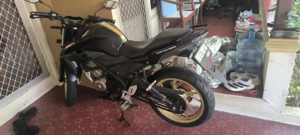 HONDA CB 150R Streetfire SE 2017