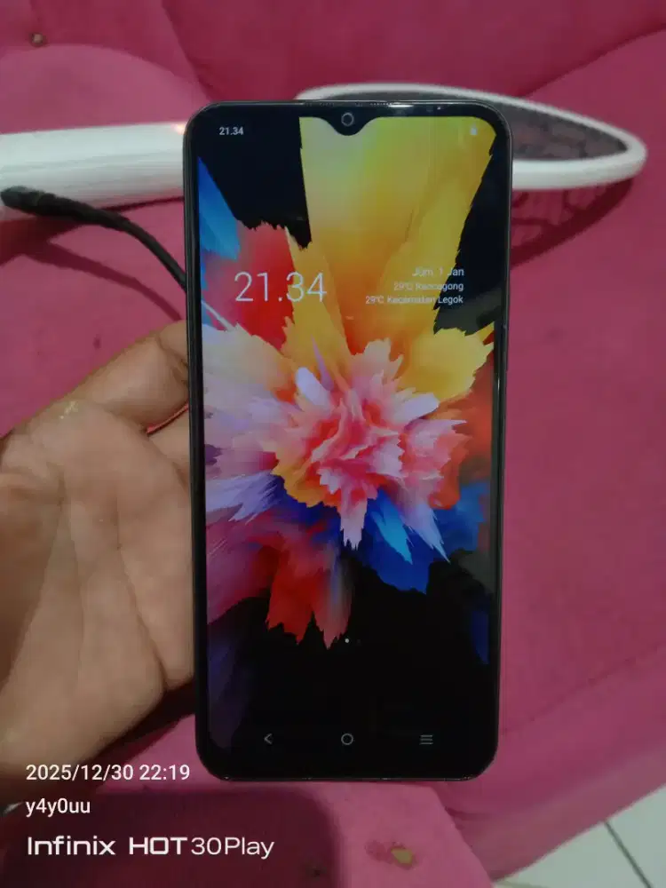 Di jual aja Vivo Y16 ram 3 kondisi normal gda minus
