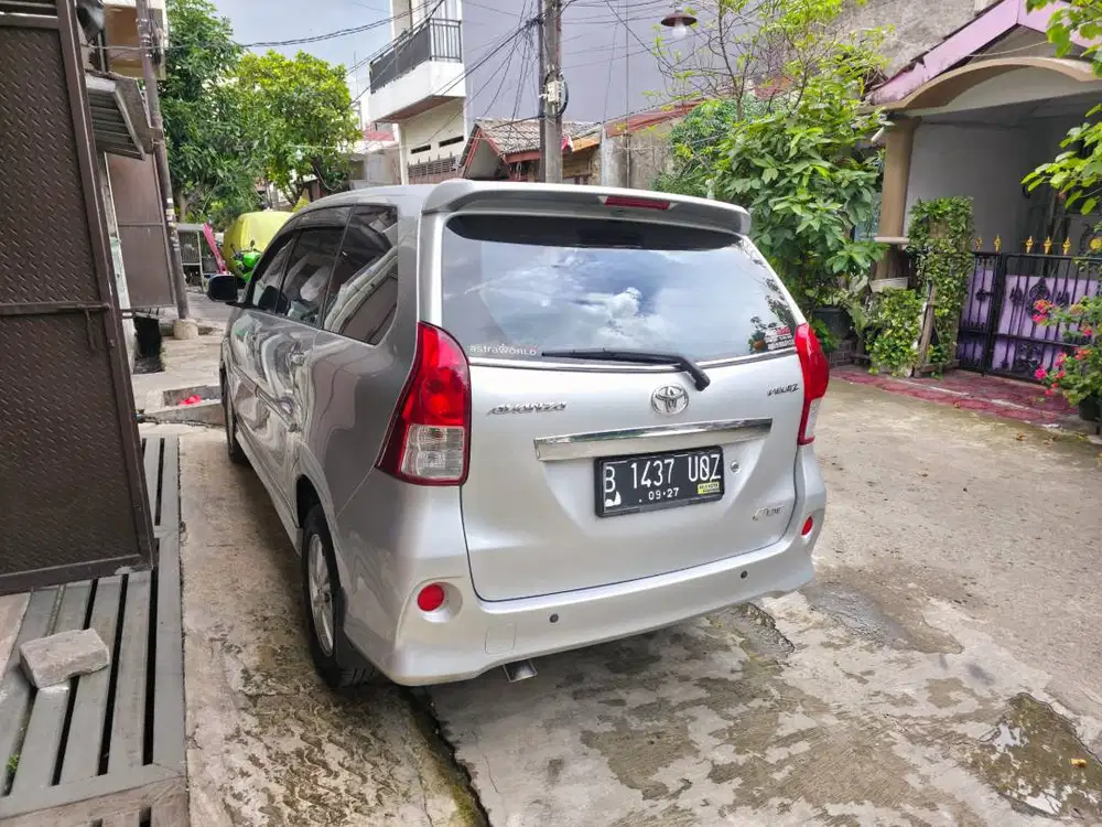 Toyota Avanza Avansa Veloz Velos 1.5 Matic AT Tahun 2012 Silver , 2013