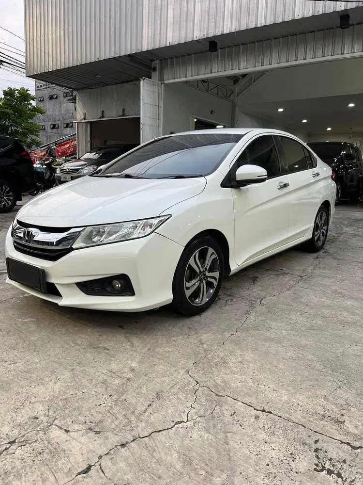 Honda CITY Tipe E CVT