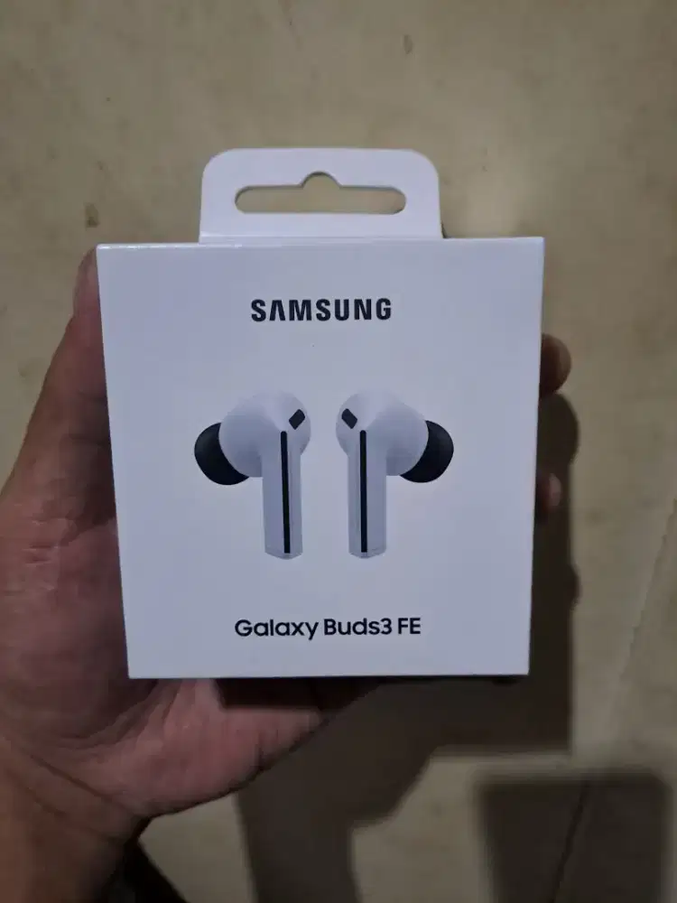 SAMSUNG BUDS 3 FE