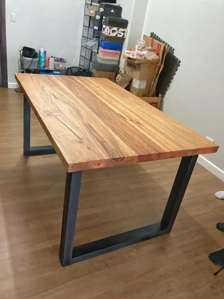 Meja makan kayu jati asli ukuran 180x80x75x3cm