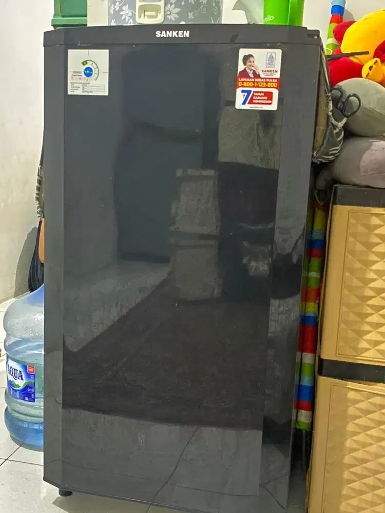 Sanken Kulkas Satu Pintu SK-V163PA-BB Hitam