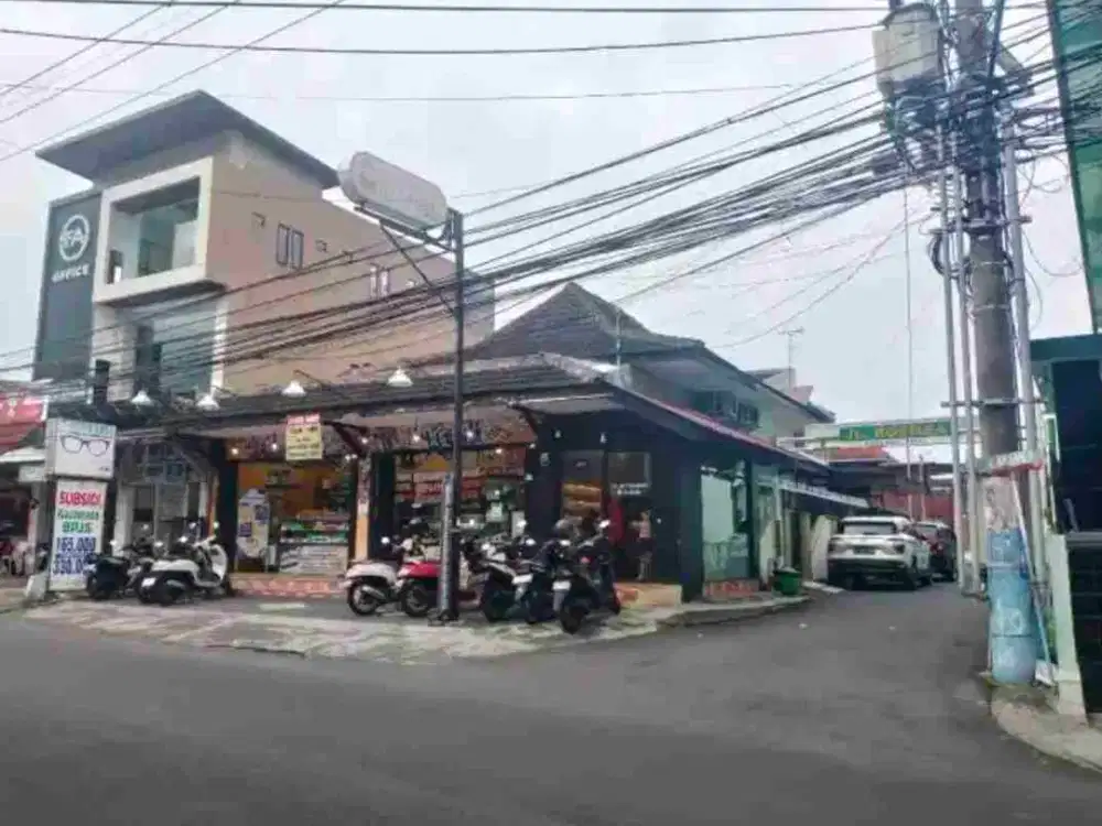 rumah toko jalan raya cengkeh kalpataru suhat di hook dekat kampus UB Brawijaya dan polinema bagus buat usaha atau kantor