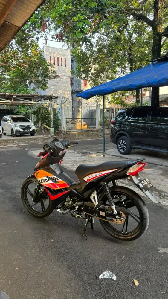 Honda Blade 110 Repsol (2009)