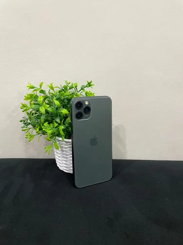 IPhone 11 Pro 512GB Midnight Green mulus Unit Only BH 83% Permanen