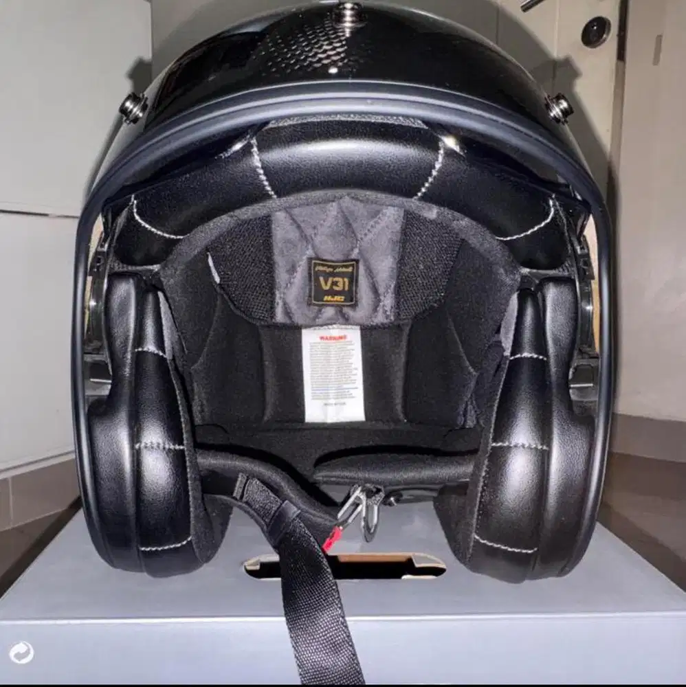 Helm HJC V31 Carbon XL