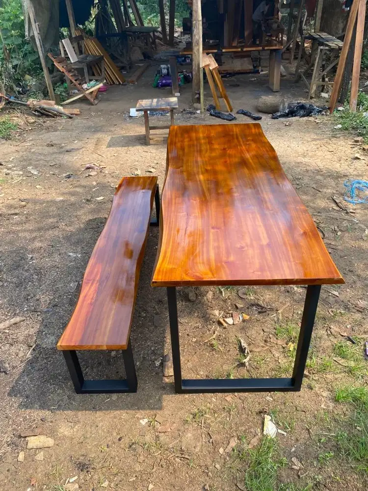 Set meja bangku kayu jati sisi alami minimalis ukuran 170x70x75x3cm