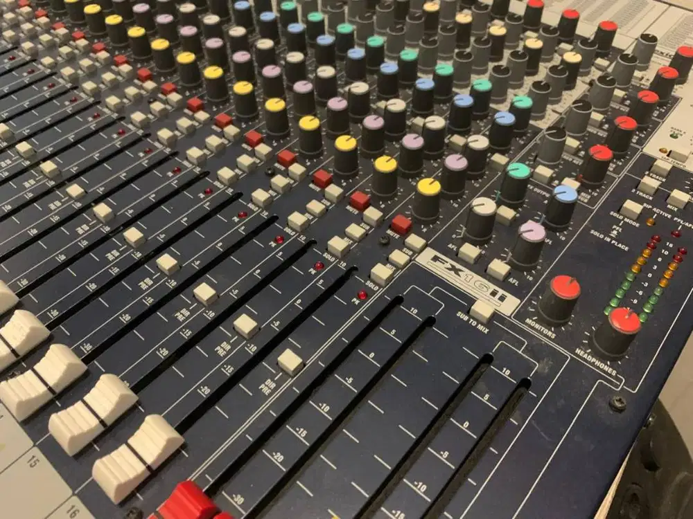 Mixer Analog Soundcraft FX 16ii ori