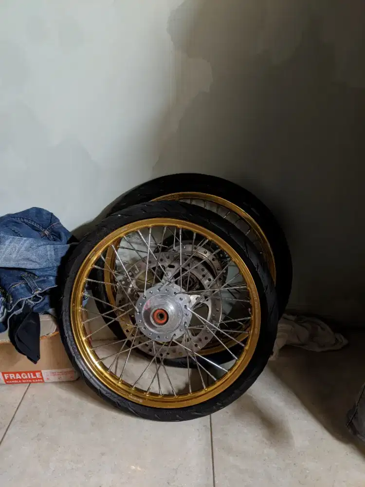 Set velg scarlet tinggal pasang cbr 2017