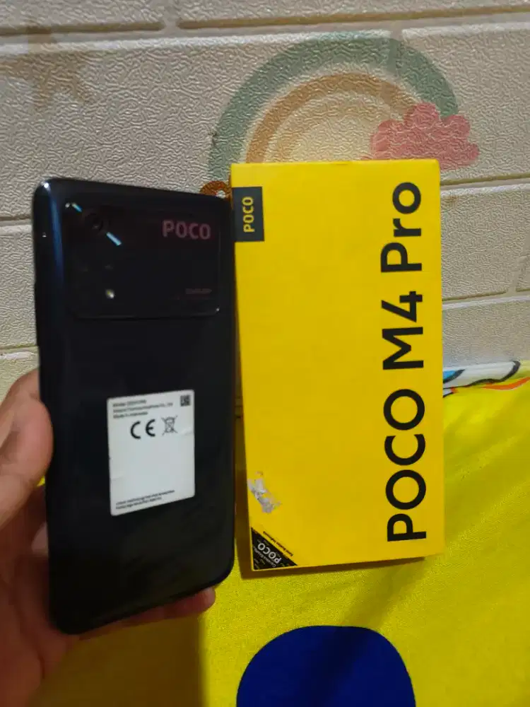 POCO M4 PRO RAM 8/256 MULUS LENGKAP