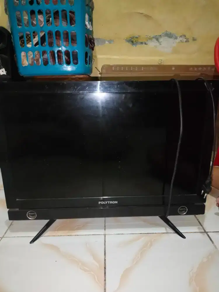 TV POLYTRON 24 INCH FREE SETOBOX