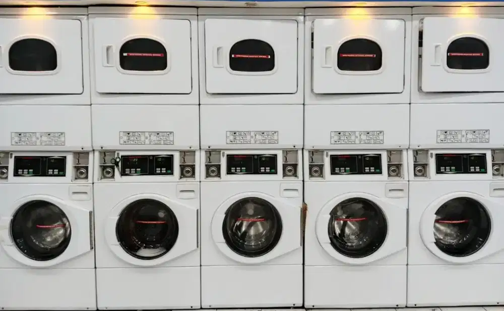 Mesin Cuci dan dryer Ipso