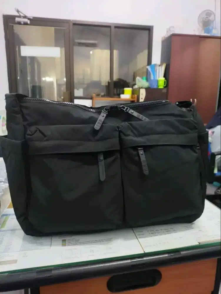 Tas Selempang Nylon Super Trendy dan Sporty