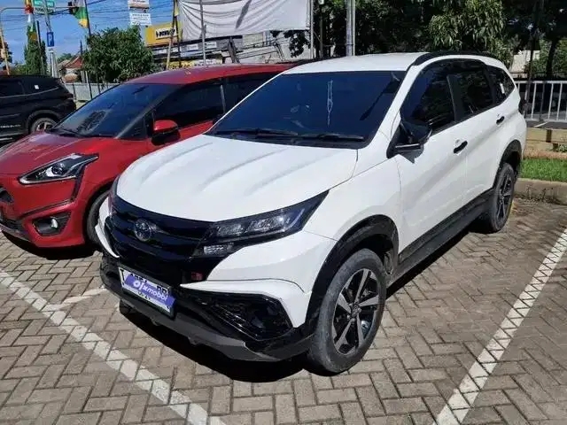 Service Record -  Toyota Rush 1.5 GR Sport Bensin AT 2024 Putih CC