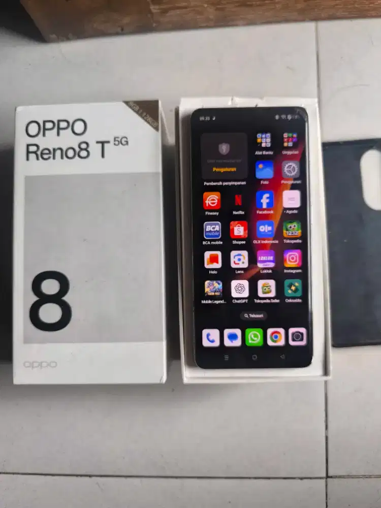 OPPO RENO 8T 5G Fullset Layar Amoled