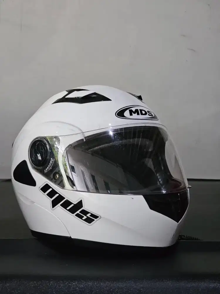 Preloved Helm Modular MDS Pro Rider warna Putih