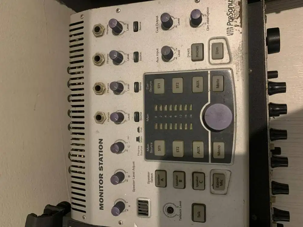 Presonus Monitor Station