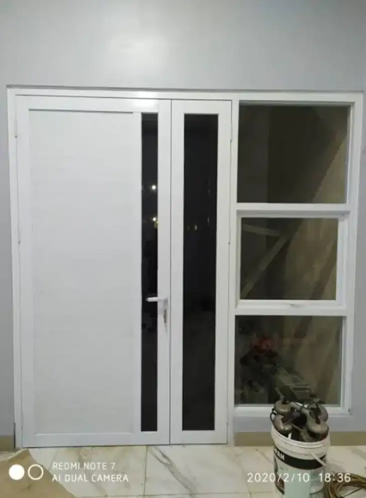 Kusen Pintu Aluminium Dan Besi Minimalis Modern