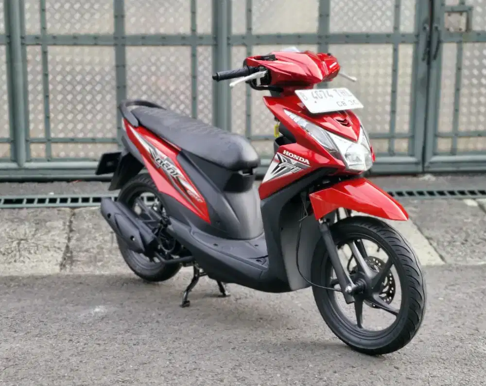 Superb Pajak Panjang! Honda Beat ESP CBS Th. 2015 B-DKI Istimewa Antik