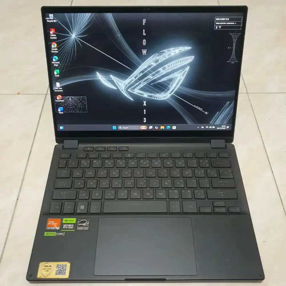 Laptop Asus ROG Flow X13 GV302XU Ryzen 9 7940HS